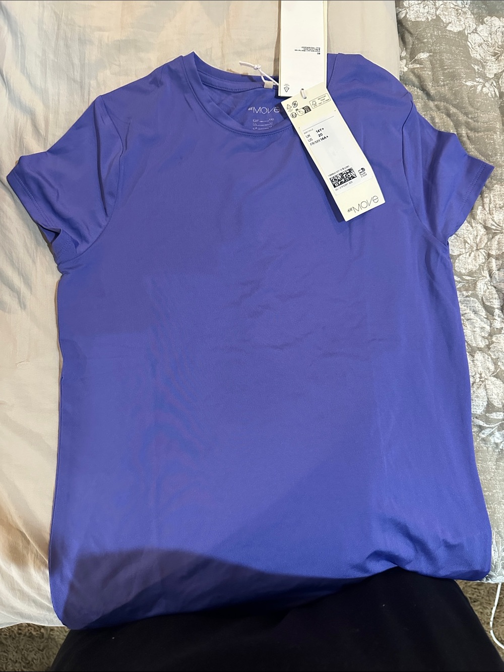 H&M MOVE Short Sleeve Tee in Periwinkle Purple